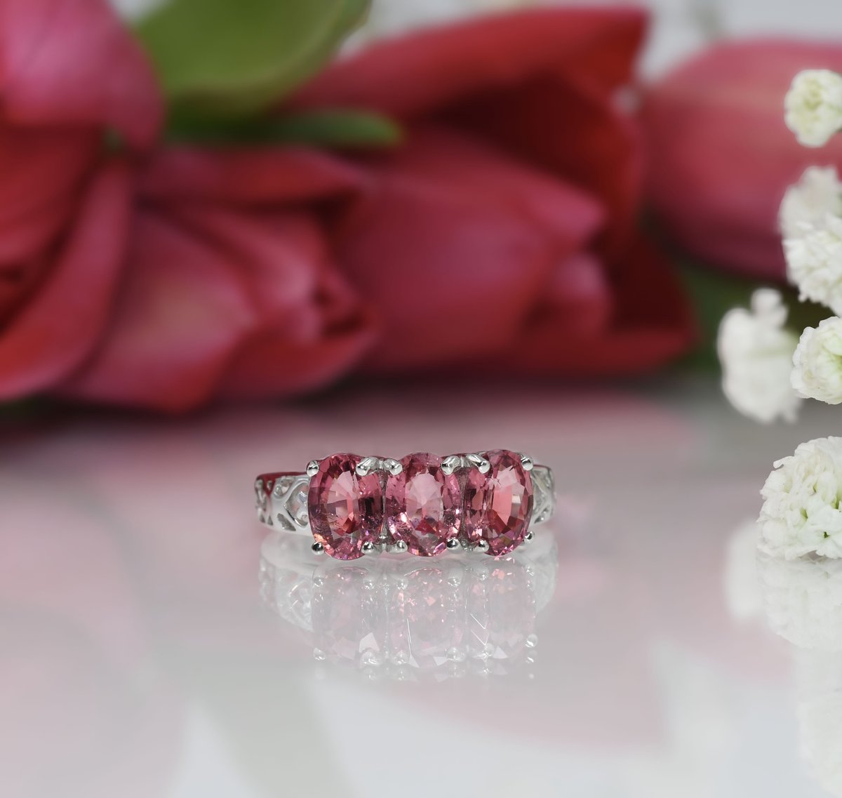 BenselJewelers's tweet photo. A touch of pink to match the blossoming flowers outside! 🌷 Let your jewelry reflect the beauty of spring. ☀
.
.
#PaulBenselJewelers #ShopLocalYuma #YumasBest #YumaAz #Jewelry #Spring #Blossom #FashionRing #Pink #ExplorePage #Trendy https://t.co/ewOXdeESCh