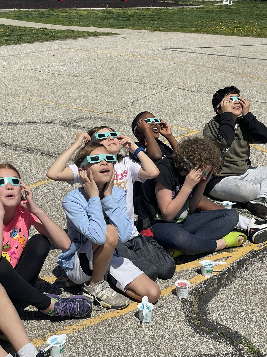 The best thing about this solar eclipse is that I got to view it with my grandkids. #2024solareclipse #sharethegoodlps @MHPatriot