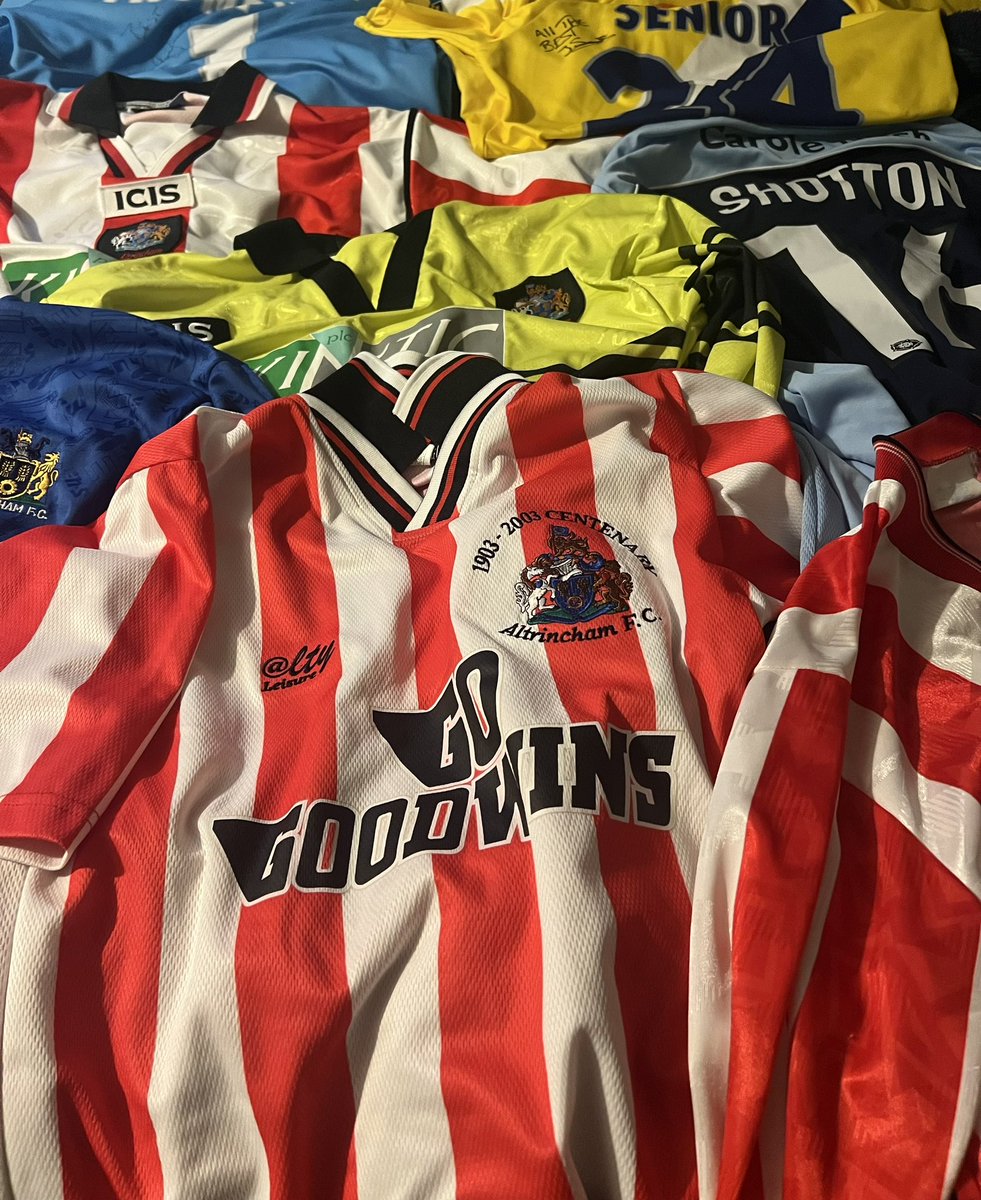 We are officially declaring Saturday’s game as the second annual Retro/Replica Shirt Day! 🇦🇹 The forecast is looking glorious so get in the loft, dust off your favourite classic and let’s see the away end full of colours. Final four seats on the coach 👉 altrinchamfc.com/products/away-…