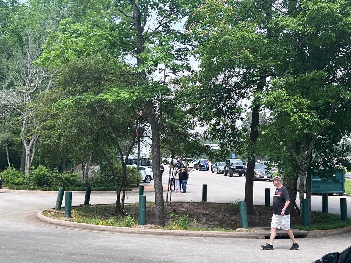 Go2HuntsvilleTX's tweet photo. The excitement is building as Big Sam draws in a huge audience for the 2024 eclipse. Don't miss out on the action - stop by and join the fun with the Visit Huntsville, TX staff and Big Sam! #VisitHuntsvilleTX #Huntsville #PureTexas #2024eclipse https://t.co/BQ2JihLAfQ