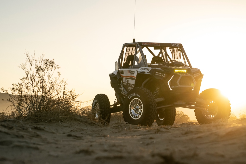 The DS's thick tread blocks, ribbed sidewalls for puncture resistance, and proprietary construction make it the best tire for off-road racing 💪⁠
⁠
⁠
#TensorTire #OffroadTires #UTVTires #Offroad #Tires #Motorsports #Powersports #Racing #UTVLife #UTV #SXS
