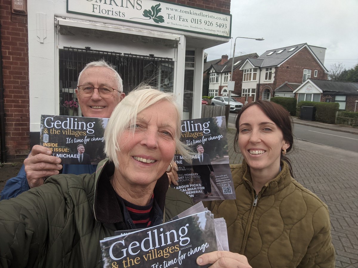 Out and about in Woodthorpe this evening delivery leaflets supporting our next MP for Gedling @MichaelPayneUK @LabourGedling