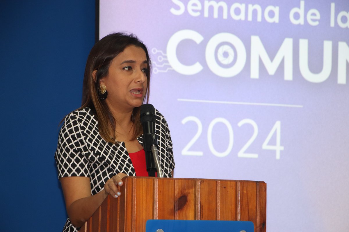 USMApanama's tweet image. Semana de la Comunicación USMA 2024 durante su primer día aborda el tema &quot;Comunicación y Política&quot; explorando cómo combatir la desinformación durante el período electoral con Roxana Muñoz.

#AECOSUSMA #Comunicación #Política