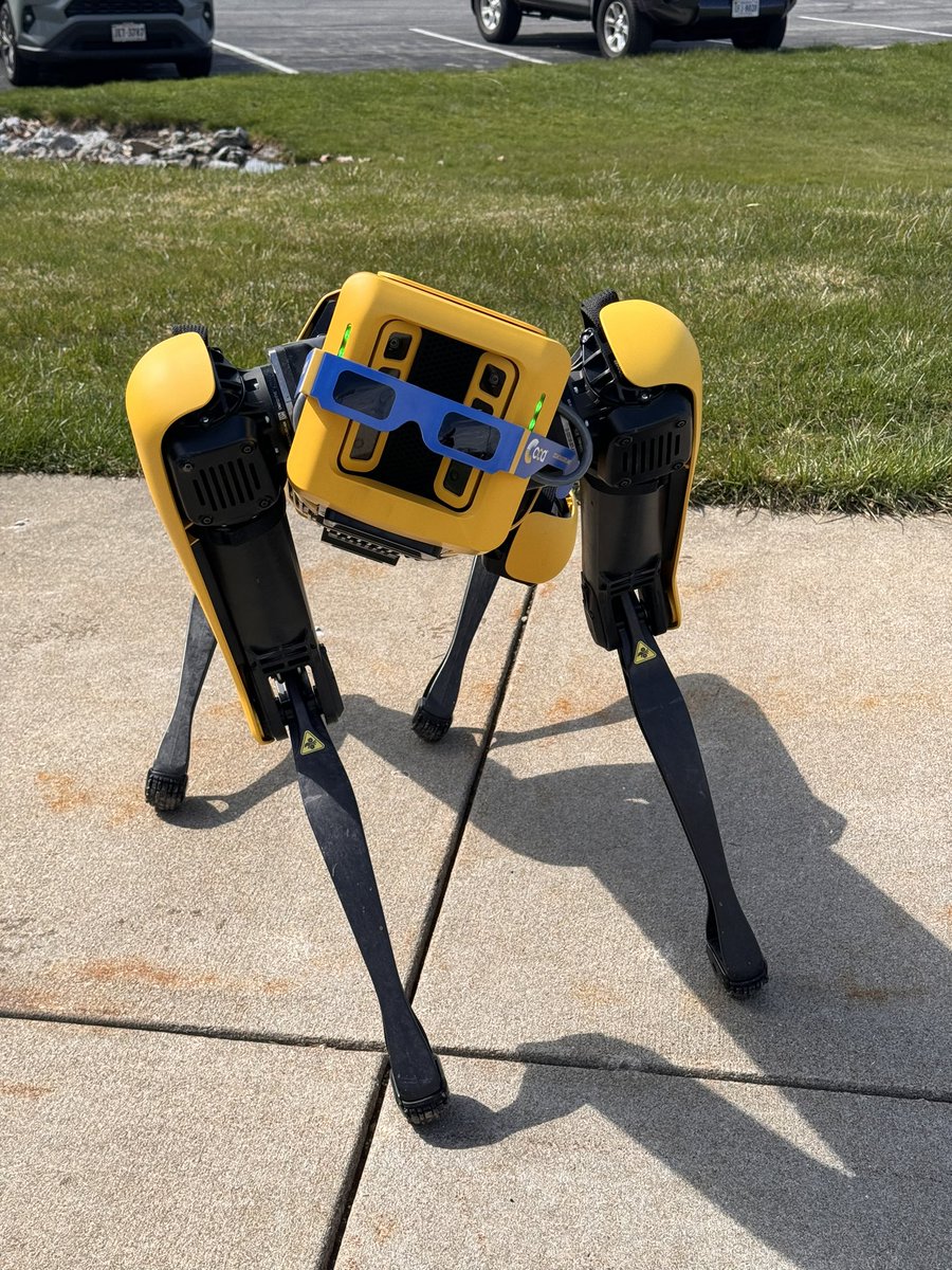 STEMnaut's tweet image. Spot is ready! The clouds have been moving away! #Erie #EclipseSolar2024 #TechWorksatCCA #CCA