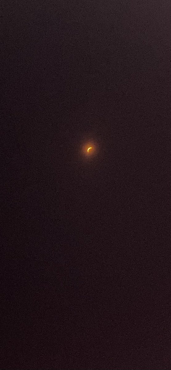 I will never understand how someone could watch something like that eclipse and still not believe we have a CREATOR… 
I am so in awe of Him and the tiny details that go into this Earth that people think happen by coincidence.