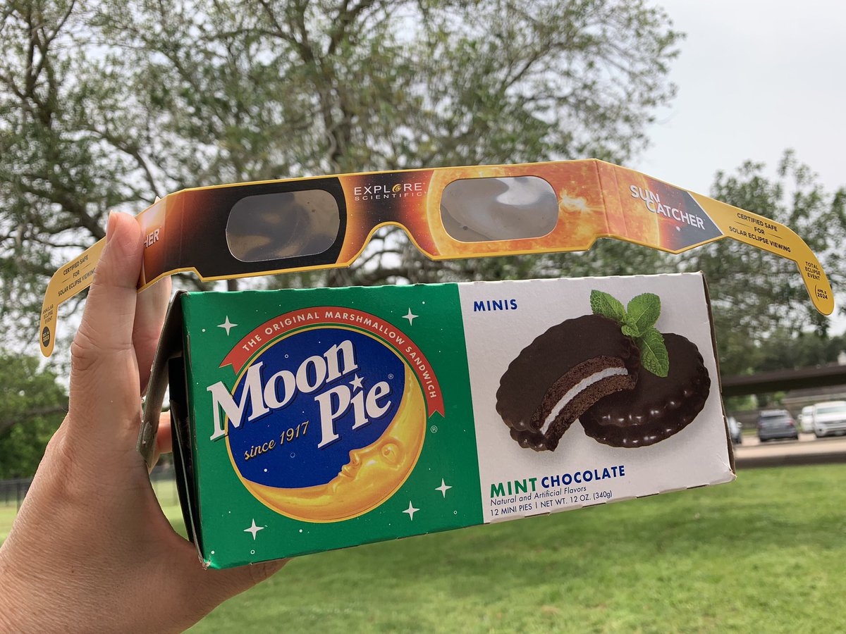 Librarian Arnold (@librarianarnold) on Twitter photo Can’t have an eclipse without Moon Pies! 💙 <a href="/FBISD_Libraries/">FBISD Libraries</a> <a href="/MoonPie/">MoonPie</a> <a href="/PGE_CougarCubs/">Pecan Grove Elementary</a> Can’t have an eclipse without Moon Pies! 💙 <a href="/FBISD_Libraries/">FBISD Libraries</a> <a href="/MoonPie/">MoonPie</a> <a href="/PGE_CougarCubs/">Pecan Grove Elementary</a>