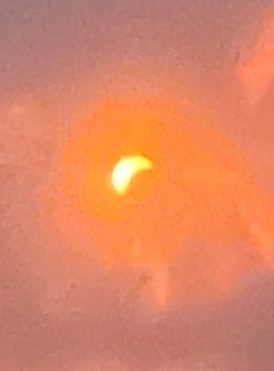 Bryn Mawr, PA 3:10 pm 4/8/2024