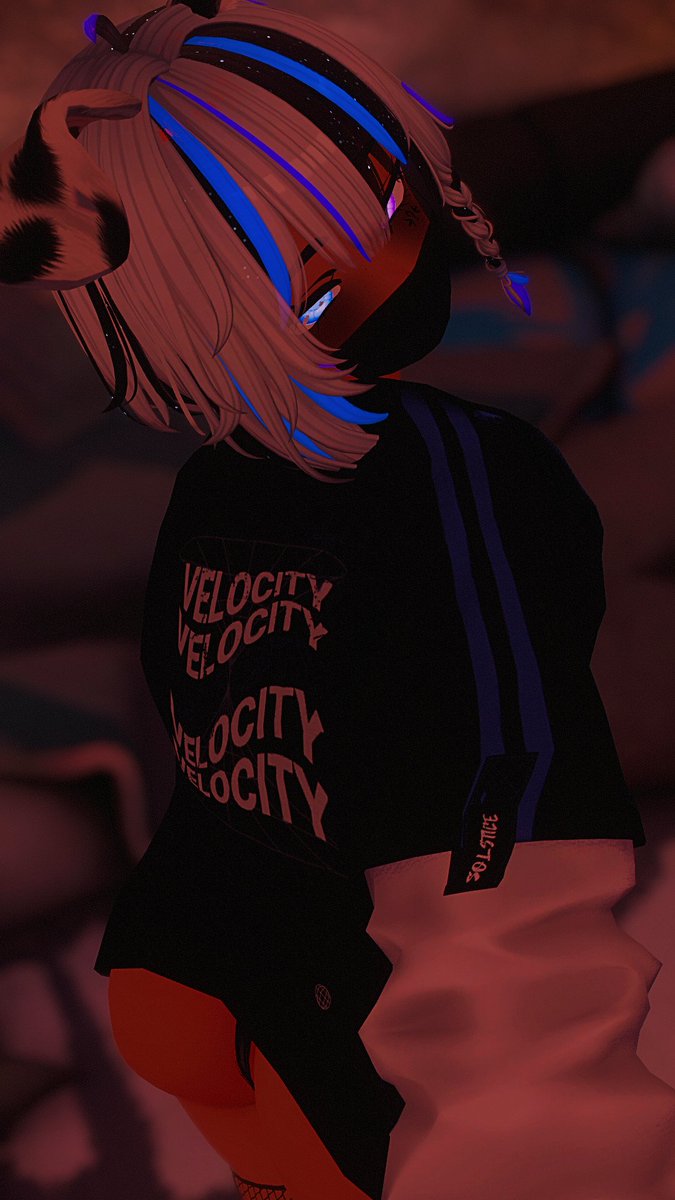 What are you looking at~

#VRChatPhotography #vrchatavatar