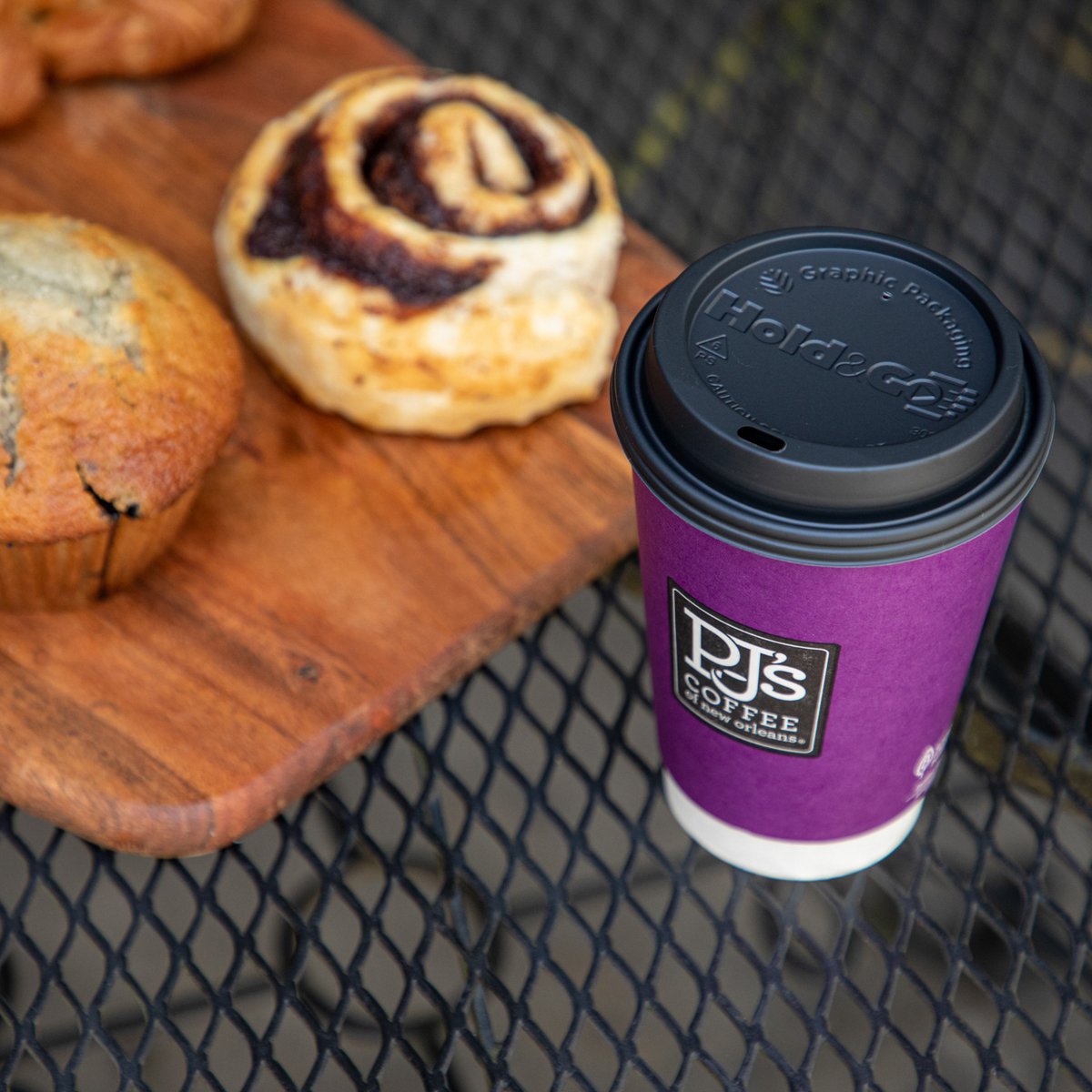 GiftAMeal's tweet image. Whether you work from home or commute to work, @pjscoffee will help you start the day right!
#GiftAMeal #PJsCoffee #Coffee