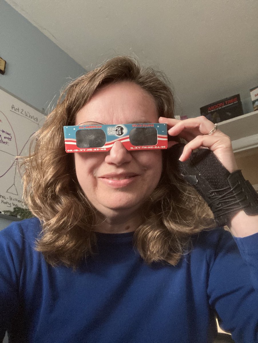 CarolynBFraiser's tweet image. Ready for the show. #2024eclipse