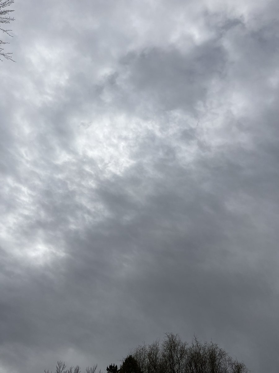 johnbradley34's tweet image. This eclipse up here in New York is absolutely amazing