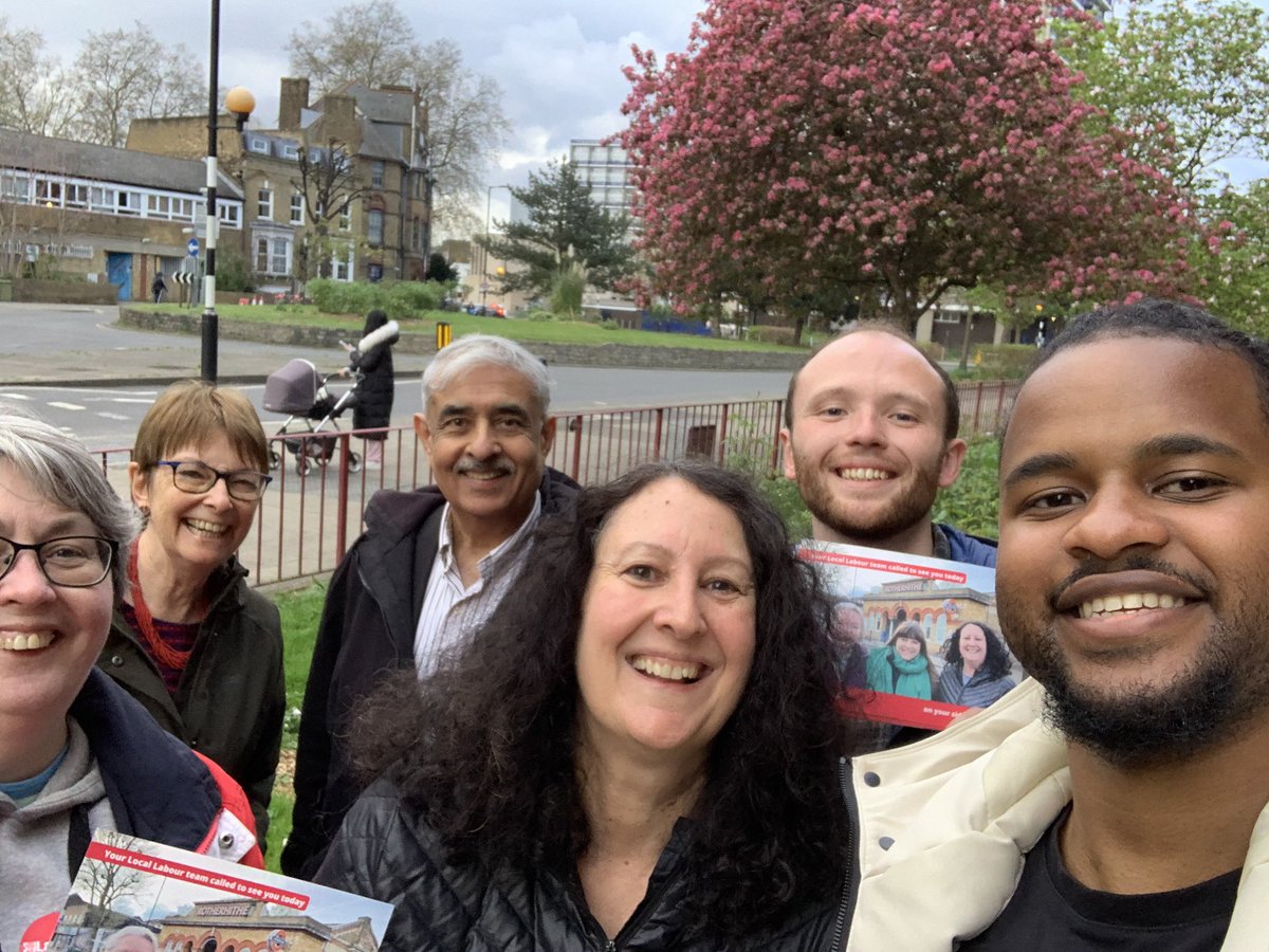 Great to be out on the #LabourDoorstep this evening in Rotherhithe speaking to residents on Westlake and Rotherhithe New Road. Lots of support for @SadiqKhan and @LabourMarina.