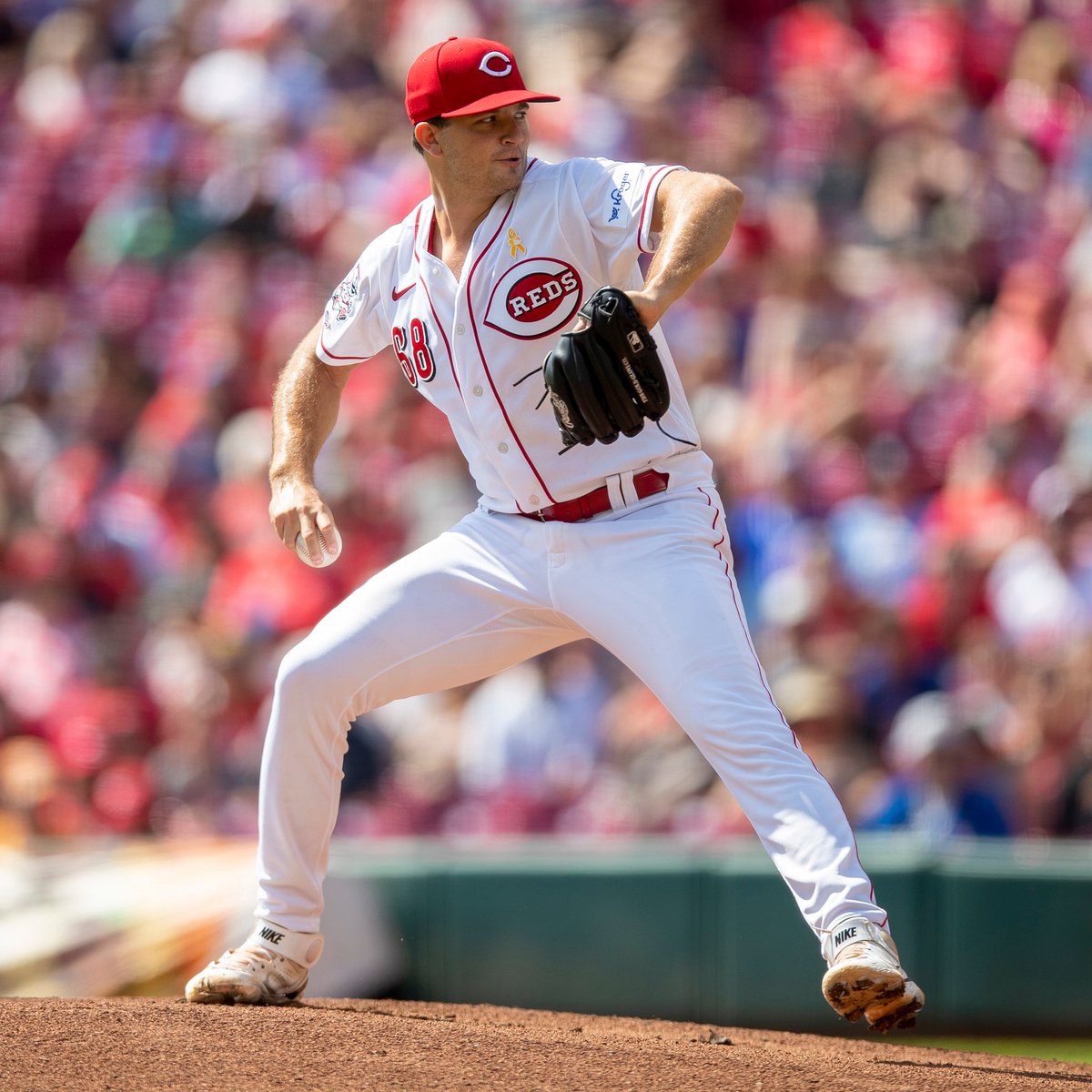 The #Reds today recalled from Triple-A Louisville RHP Carson Spiers and placed on the 15-day injured list RHP Tejay Antone (elbow inflammation).