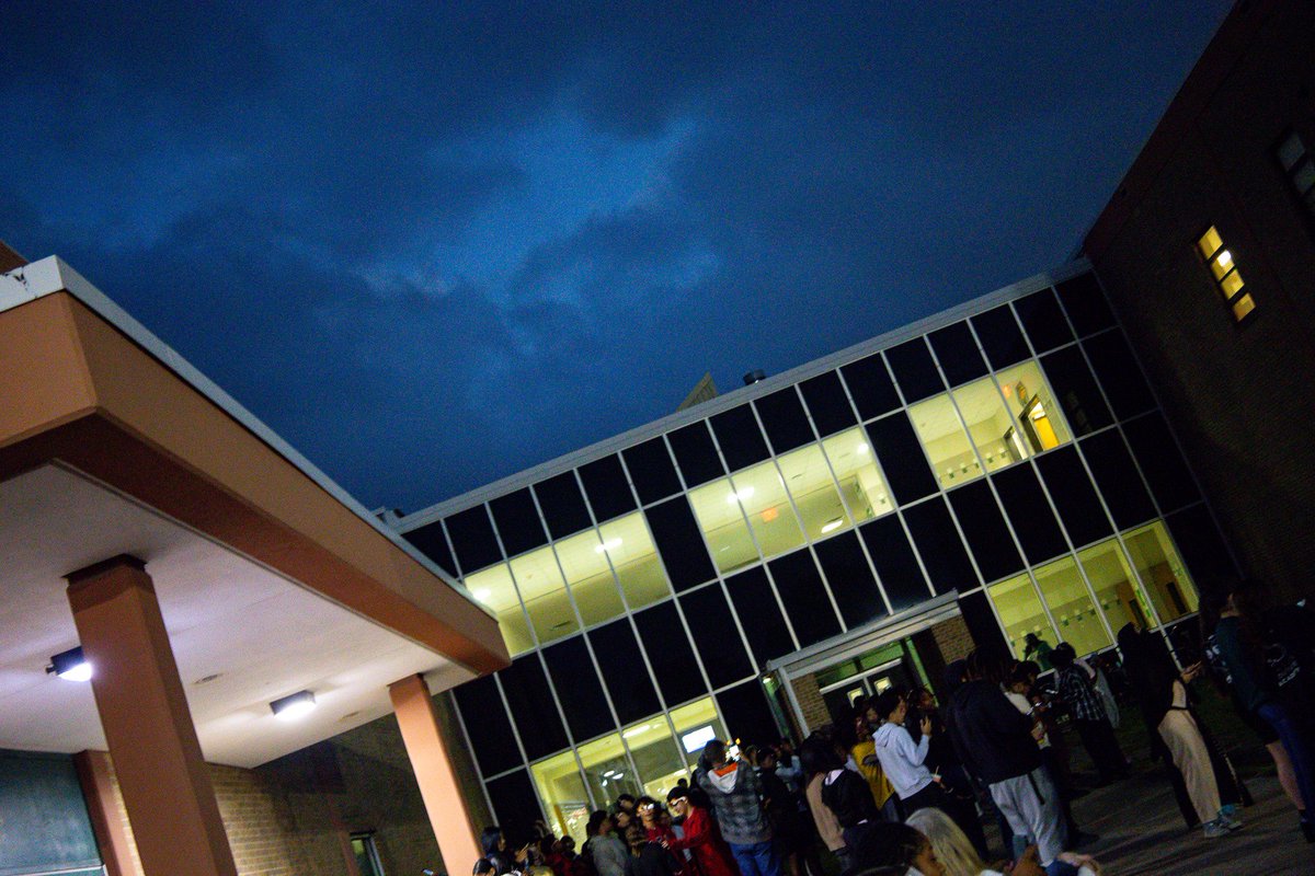 Katie Outlaw tweet media