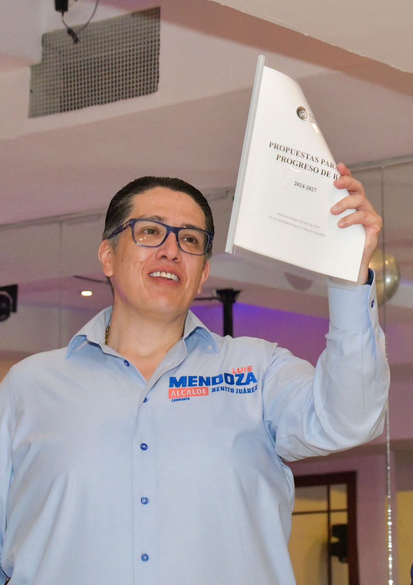 LuisMendozaBJ's tweet photo. Muchas gracias al @AcCgoci por invitarme a conocer su inquietudes y propuestas, las cuales hago mías para continuar trabajando a favor del desarrollo democrático en la alcaldía Benito Juárez. https://t.co/RI7ugOF1wD