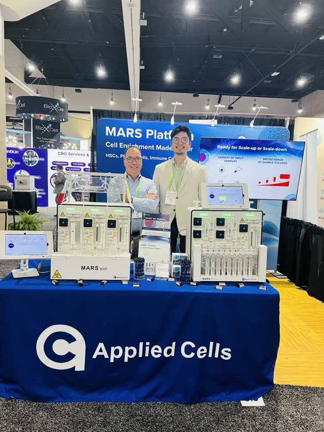Day 1 of #AACR24 was a success and we are ready for Day 2!! Stop by our booth 810 and have a chance to win a FREE MARS® water bottle! Supplies are limited so enter your name into the raffle before we close the drawing this Wednesday! #celltherapy #cancerresearch #biotech