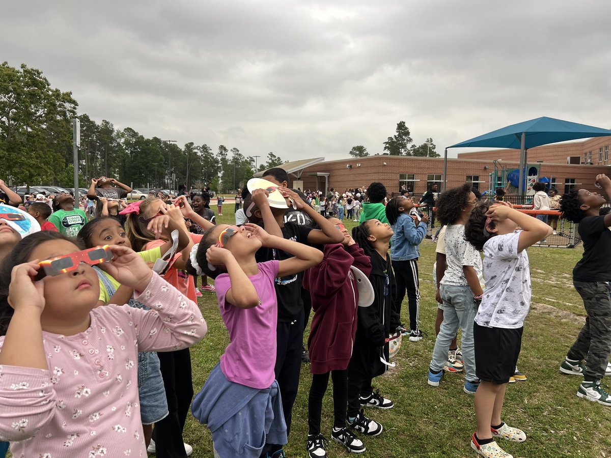 It was cloudy but the superSTAR peeked out long enough for us to get a glimpse. Luckily @NASA had awesome coverage! We watched soooo many total eclipses starting in Mexico all the way to New York! The kids enjoyed each one of them! @HumbleISD_RCE