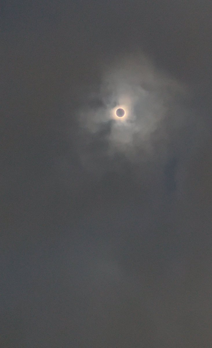 Witness the extraordinary from our Dallas office—today's solar eclipse was a magnificent spectacle of the cosmos at work. 🌒 #SolarEclipse #CelestialShow #EclipseExperience #totalsolareclipse #eclipse2024