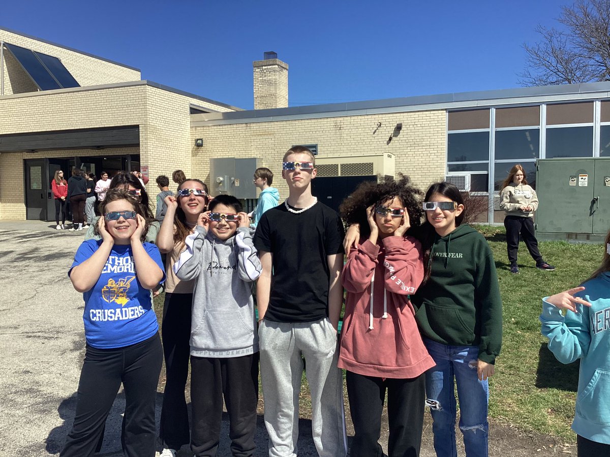 💡Welcome to one of the COOLEST events that our students have ever seen! Talk about being blown away in amazement and the learning opportunities provided by this exciting & seemingly supernatural phenomena! 💫 WOW🌕🌖🌗🌘🌑🌒🌓🌔 #SolarEclipse #SolarEclipse2024 #STEM #STEaM