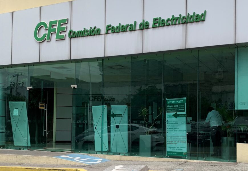 NOTICIAS| #EnergíaEléctrica #ConsumoResponsable #ServicioEléctrico
✔️ @CFE_Contigo otorga servicio eléctrico gratuito en abril a estas personas

Más información: cadenapolitica.com/2024/04/08/cfe…