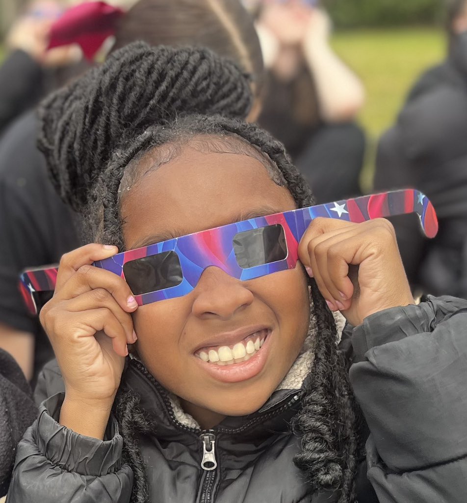 RoseHillRaiders's tweet image. Raiders had a ball watching the eclipse! 🌕 🌞 #STEMpossible @TiffanyGreen08 @JMCSchools @JMCSSInnovation @suptking