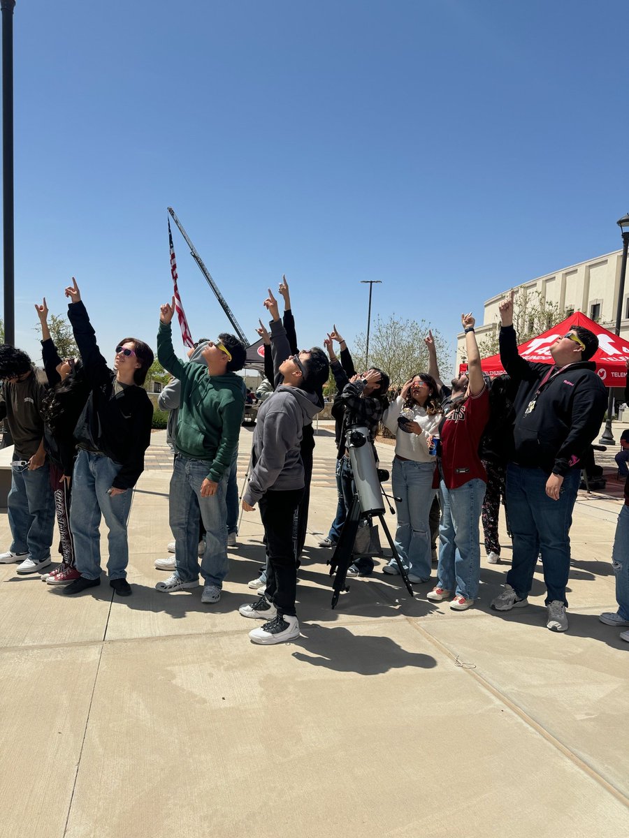 Mr. Quiroz and his Dual Credit Astronomy students at EPCC make the most of the eclipse viewing activities today. 😎🌙 #BOWUP #YsletaMentality #Eclipse2024