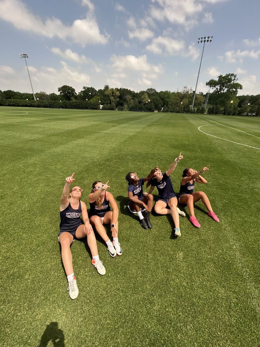 DBUWomensSoccer tweet picture