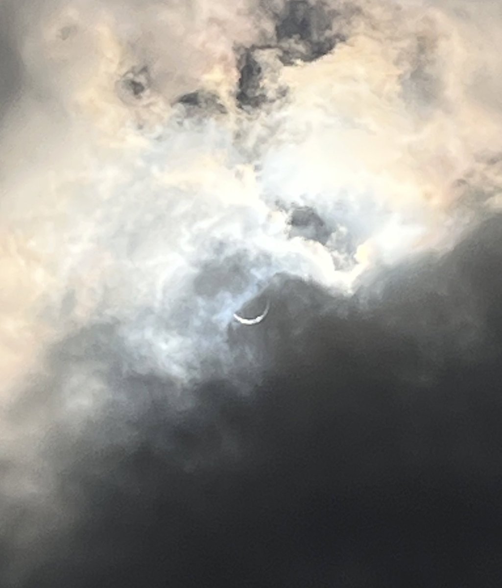 The best I could get … #Eclipse Niagara