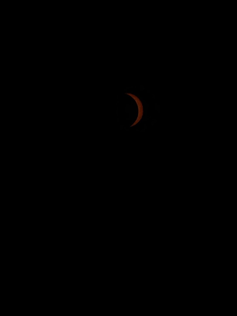 Picsof the eclipse I took #Eclipse2024 #SolarEclipse2024