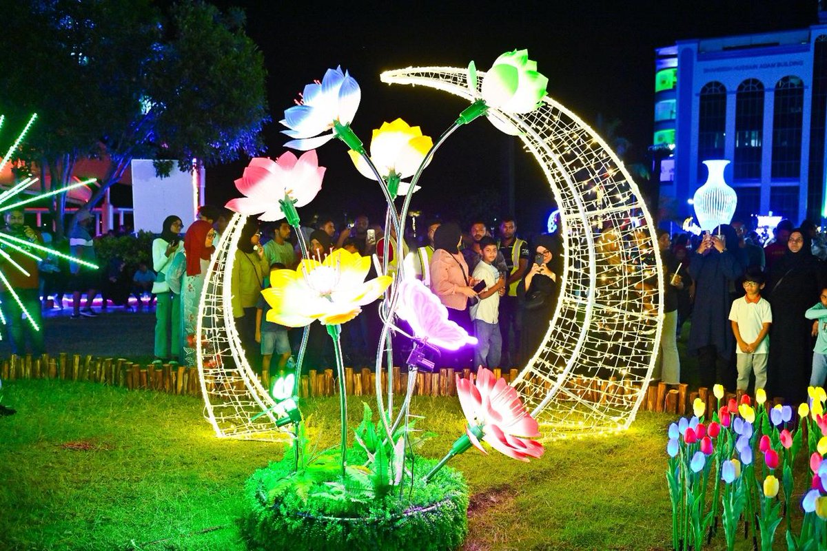 Special thanks to all involved in completing the Eid lights and the. fountain on time for Eid celebrations, namely, MTCC, STELCO, Fenaka, Cities Ministry and councils.