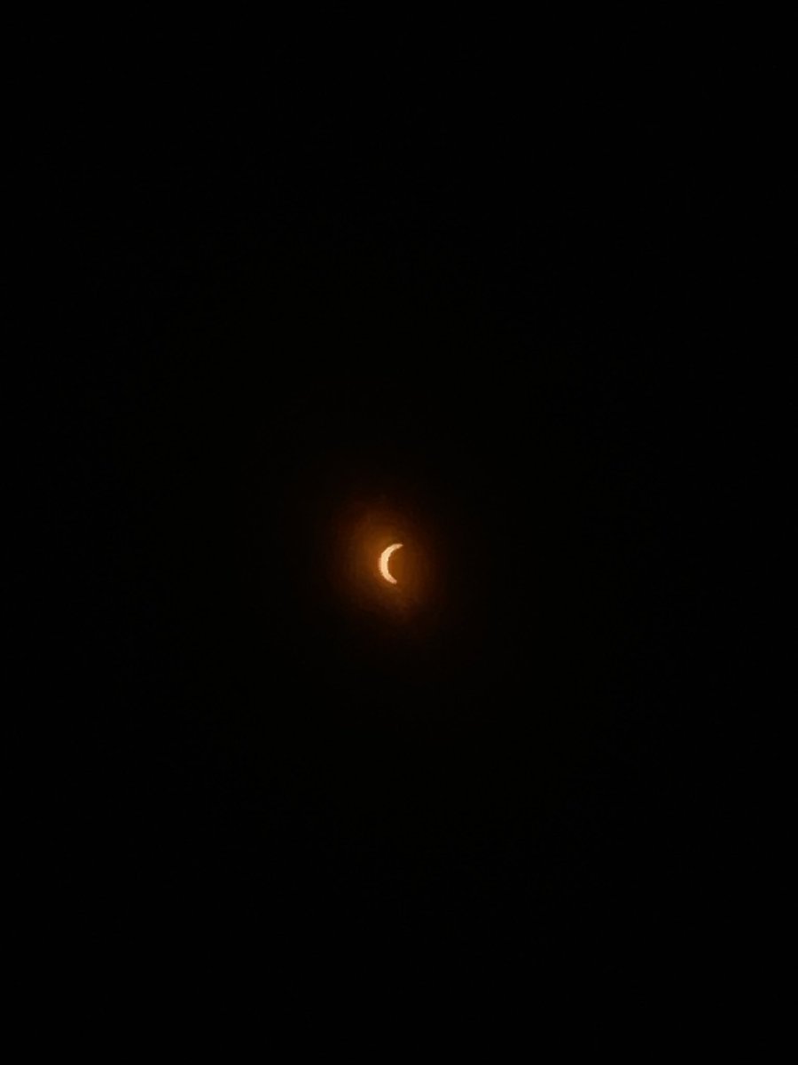 solar eclipse was a 5/10, a lot of bugs with the glasses & for a lot of people like myself it didn’t go into totality they should’ve tested it more and made sure everyone could experience it :/