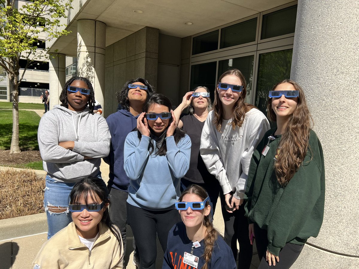 Total solar eclipse time 🌞🌚 

#Lab4life #IamASCLS #TotalSolarEclipse2024
