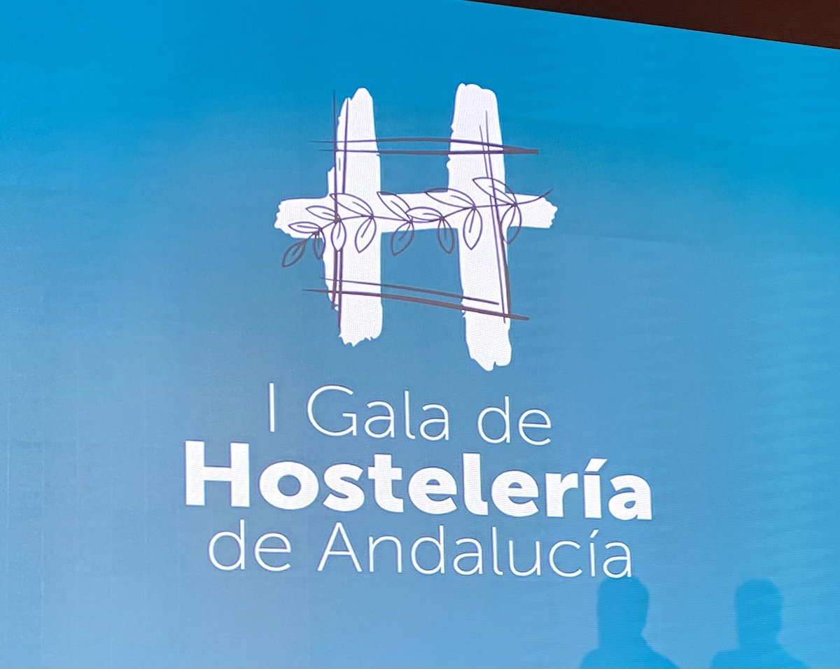 ⁦@villalobos_mar⁩ agradecimiento de la HOSTELERÍA a Mar y su pasión en ⁦@aquilatierratve⁩ contando historias y generando cultura gastronómica y ⁦@CEHEhosteleria⁩ ⁦@SaboreaEspana⁩ desde Jaén con la hostelería de ANDALUCIA