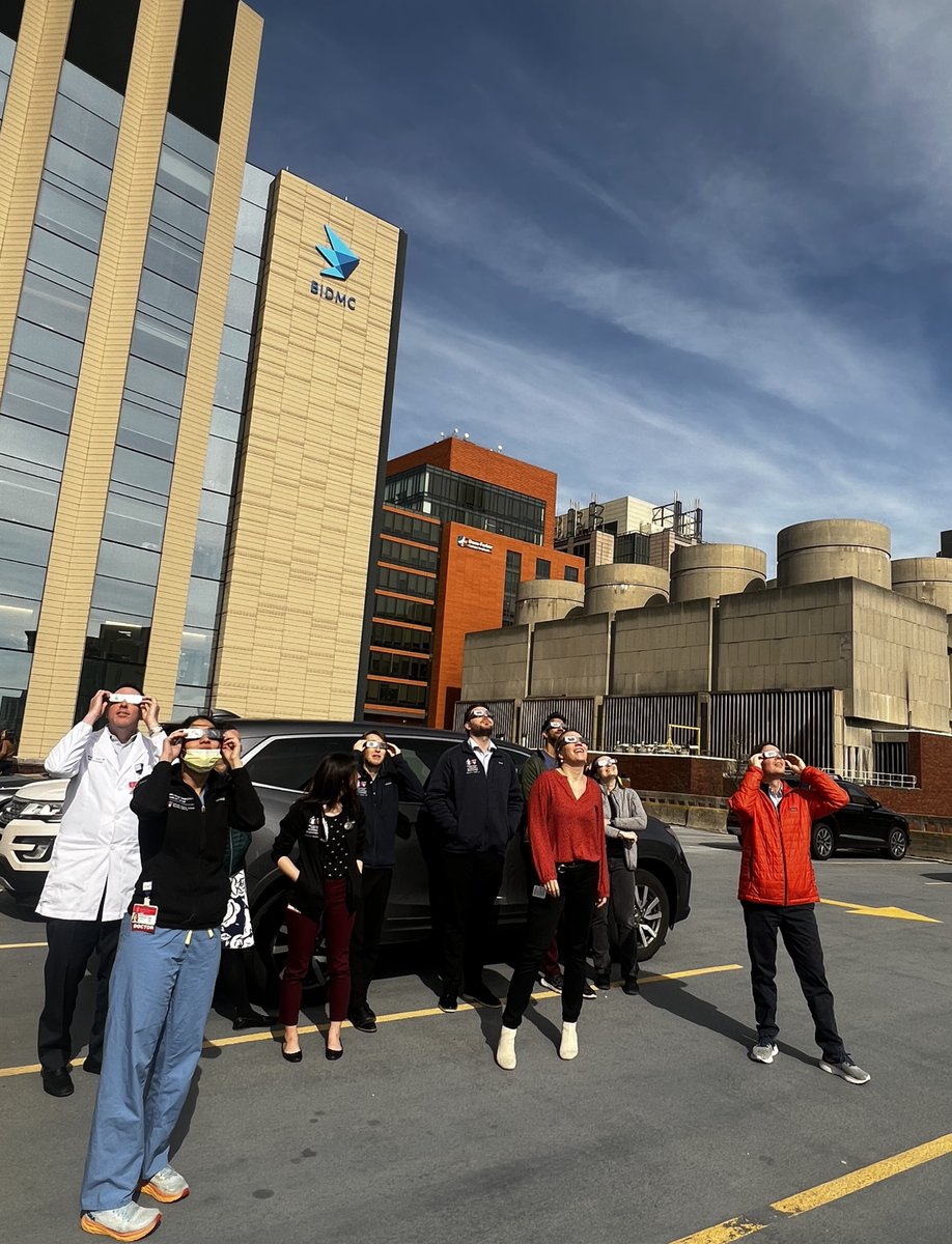 🌒🔭 The BIDMC Rheumatology division had front-row seats to the Solar Eclipse at 93% totality in Boston! It was an unforgettable experience that reminded us of the beauty of science and nature. 🌞🌌 #Eclipse2024 #EclipseSolar2024  #BIDMCRheum
