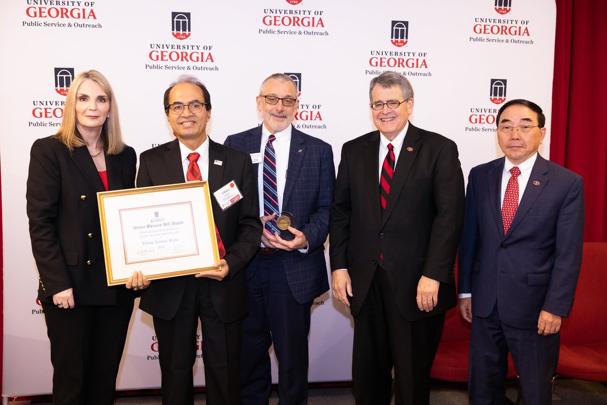 Congratulations to Uttam Kumar Saha, one of four recipients of the Walter B. Hill Award. He operates a lab with a collaborative team of @UGAExtension experts who test for and mitigate threats to water, air and animal feed, protecting over 3,000 homes. #UGAserves