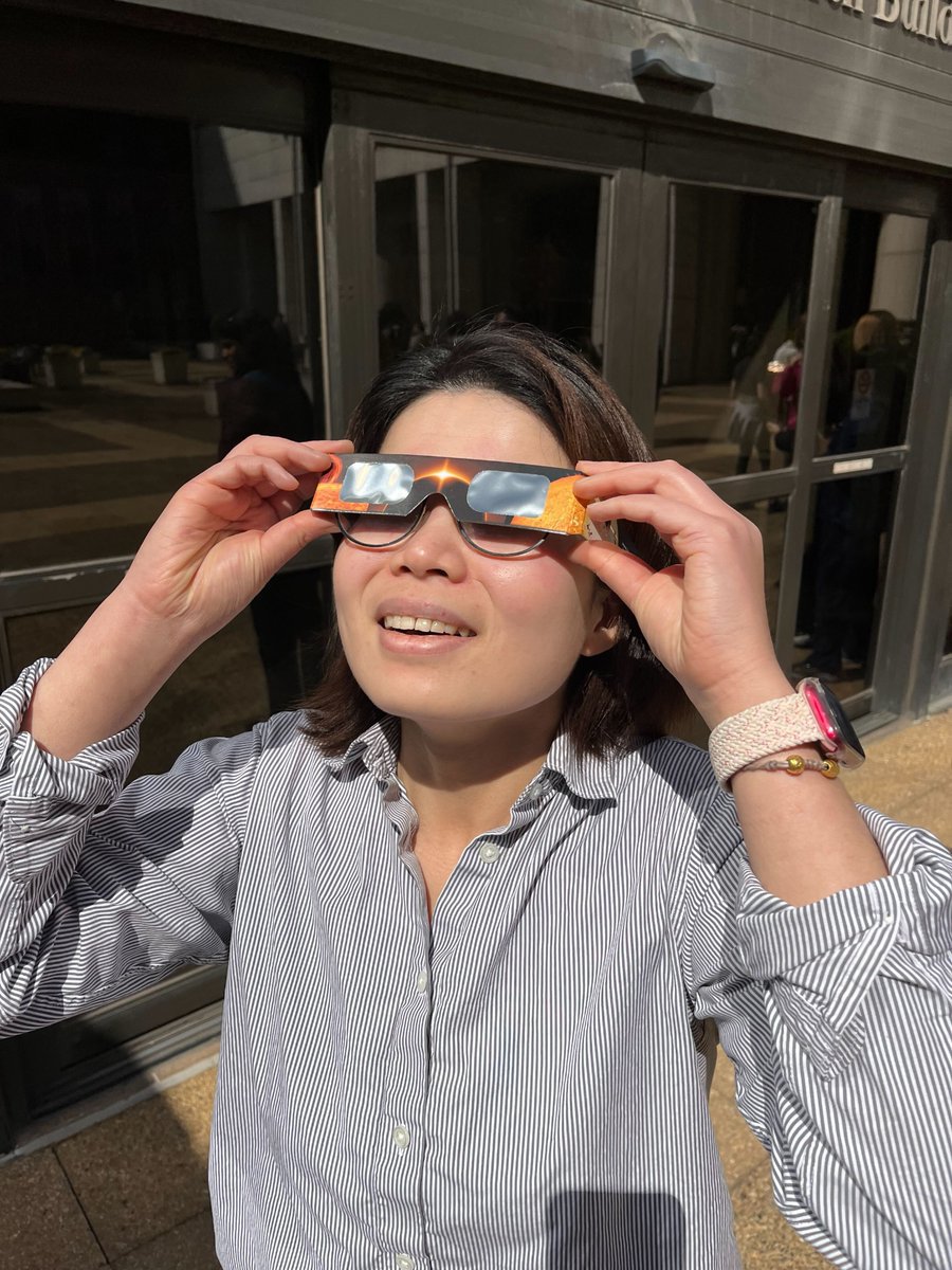 TheCullenLab's tweet image. Taking a break from NCM preparations to peek at the eclipse! #Eclipse2024
