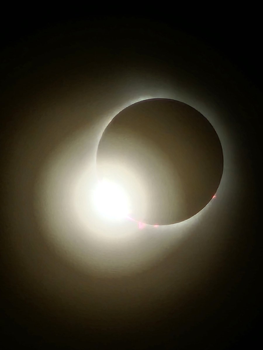 My #Eclipse2024 views from Polaris
 
Columbus ohio