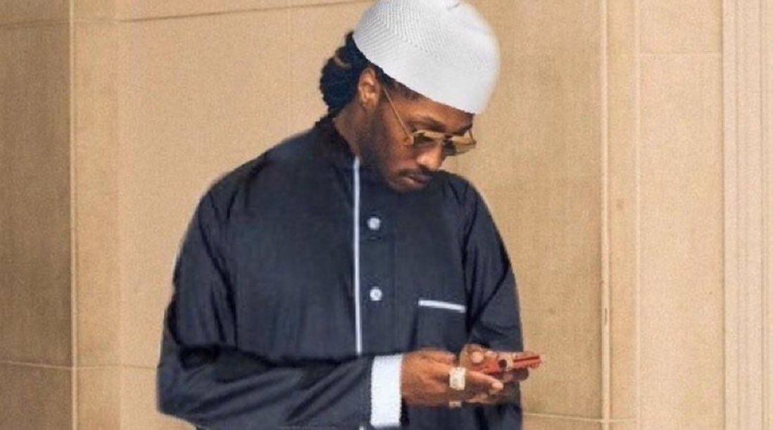“Assalamualaikum wrwb, staring into the eclipse today reminds me of how u passed through my life like how the moon did. But tmrw evenings moon sighting signifying Eid tells me that there’s hope and we should start talking again, u ain’t gotta reply just say hi to ur mom for me”