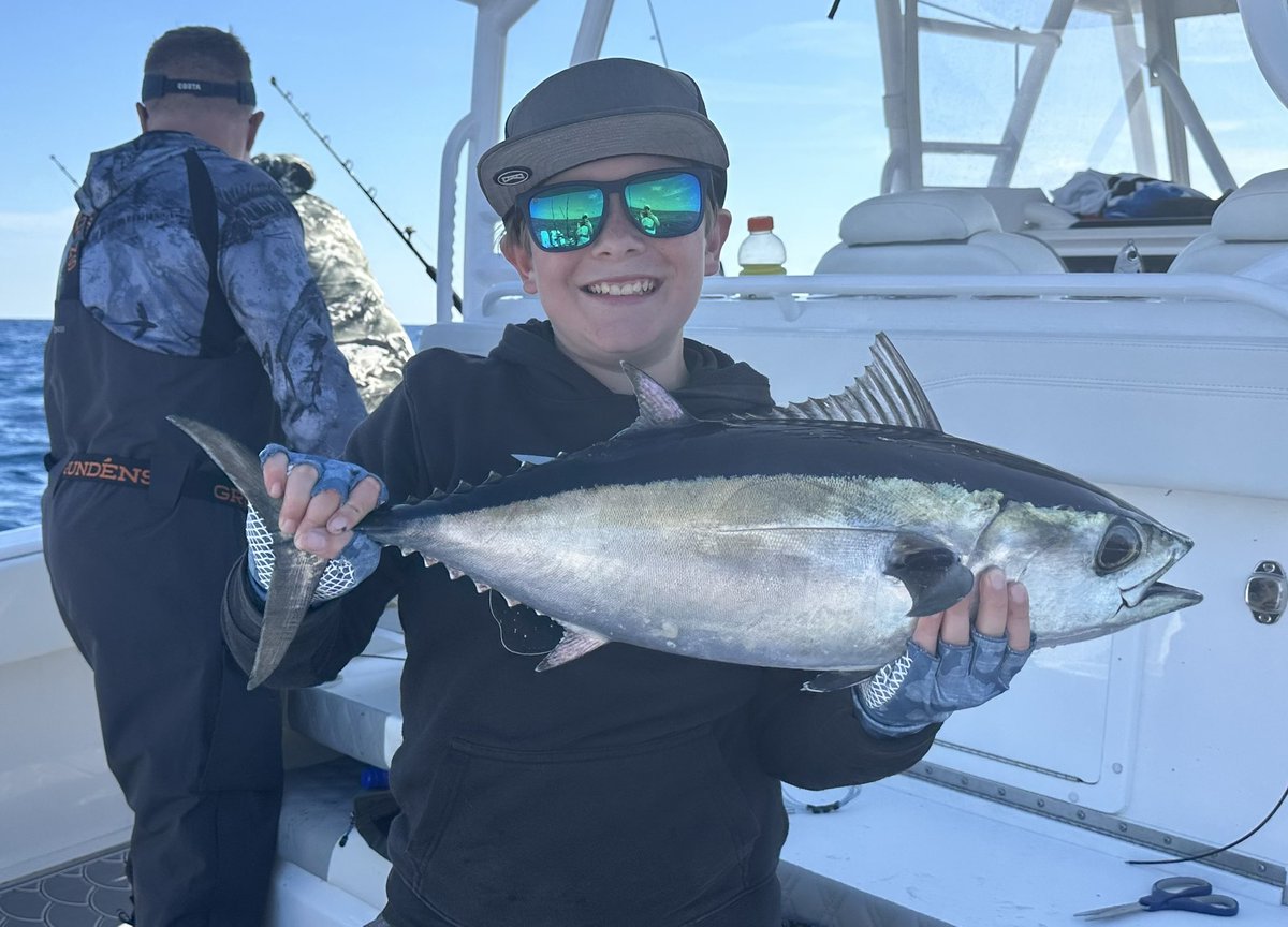 _Jamison_Gaddy's tweet photo. Rhys killed it yesterday.  Nice Blackfin tuna and a Huge 150lb Yellowfin Tuna. https://t.co/WxcGV5exSd
