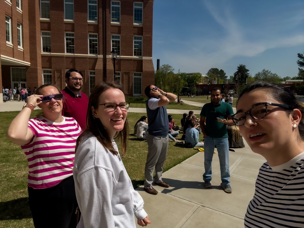 Turn around, bright eyes… Every now and then, our team gets outside- today we headed out to experience part of the eclipse! If you’re planning to snag a peek, don’t forget your glasses, folks 😎 📸 Alejandra Gomez