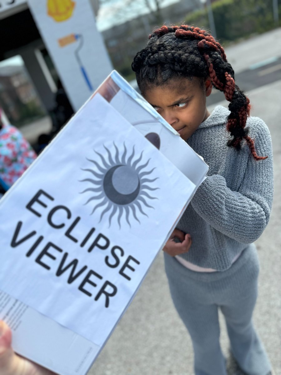 Baer students help construct solar eclipse viewers to safely follow the moon’s path in front of the sun!

@BaltCitySchools
#BaerStrong #BCPSS #eclipse2024
@SwintonBuck