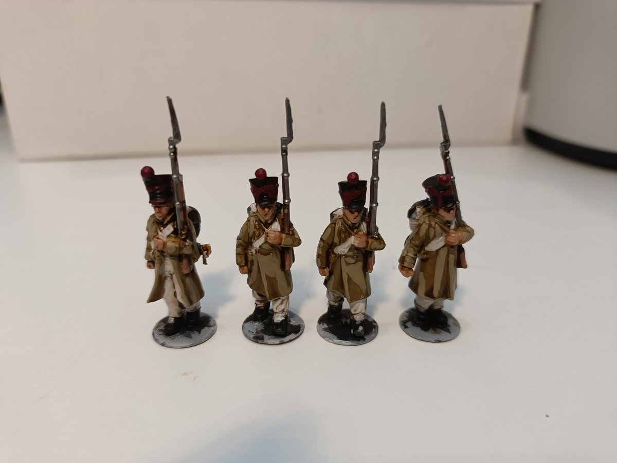 First few done! Took longer than expected, but worth the wait! Really happy with how they've turned out. 

Can't wait to start the next batch!

#napoleonics #wargaming #minipainting