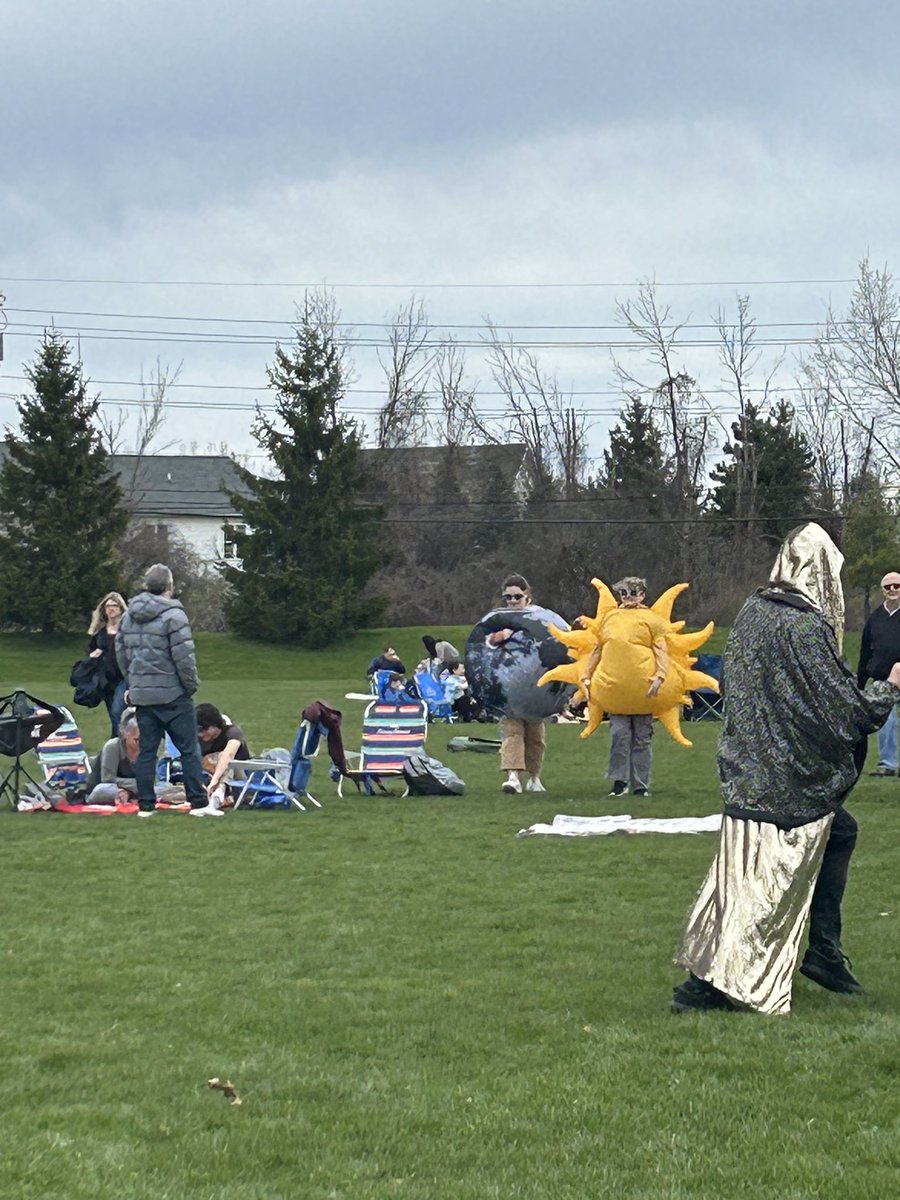 Enjoying the BrightON BrightOFF Total Solar Eclipse with Joe O’Hare @townofbrighton and @ChiefCatholdi ☀️🌓🕶️👋 #SolarEclipse2024 #rochester #wewillbethere