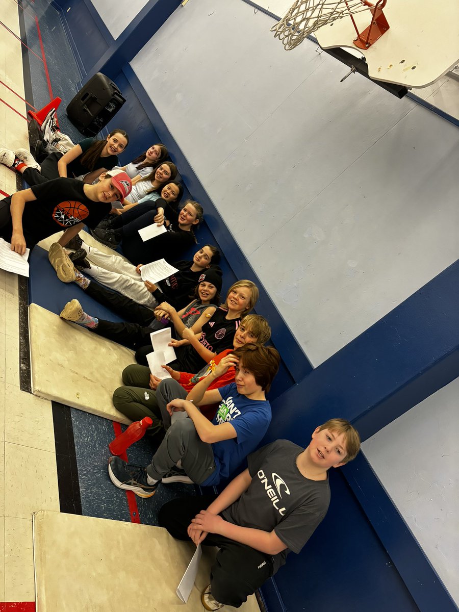 Penne Dyer (@pennedyer) on Twitter photo We are back! What a welcome! It’s needle day! All rockstars! <a href="/SFOAschool/">St.Francis of Assisi School</a> We are back! What a welcome! It’s needle day! All rockstars! <a href="/SFOAschool/">St.Francis of Assisi School</a>