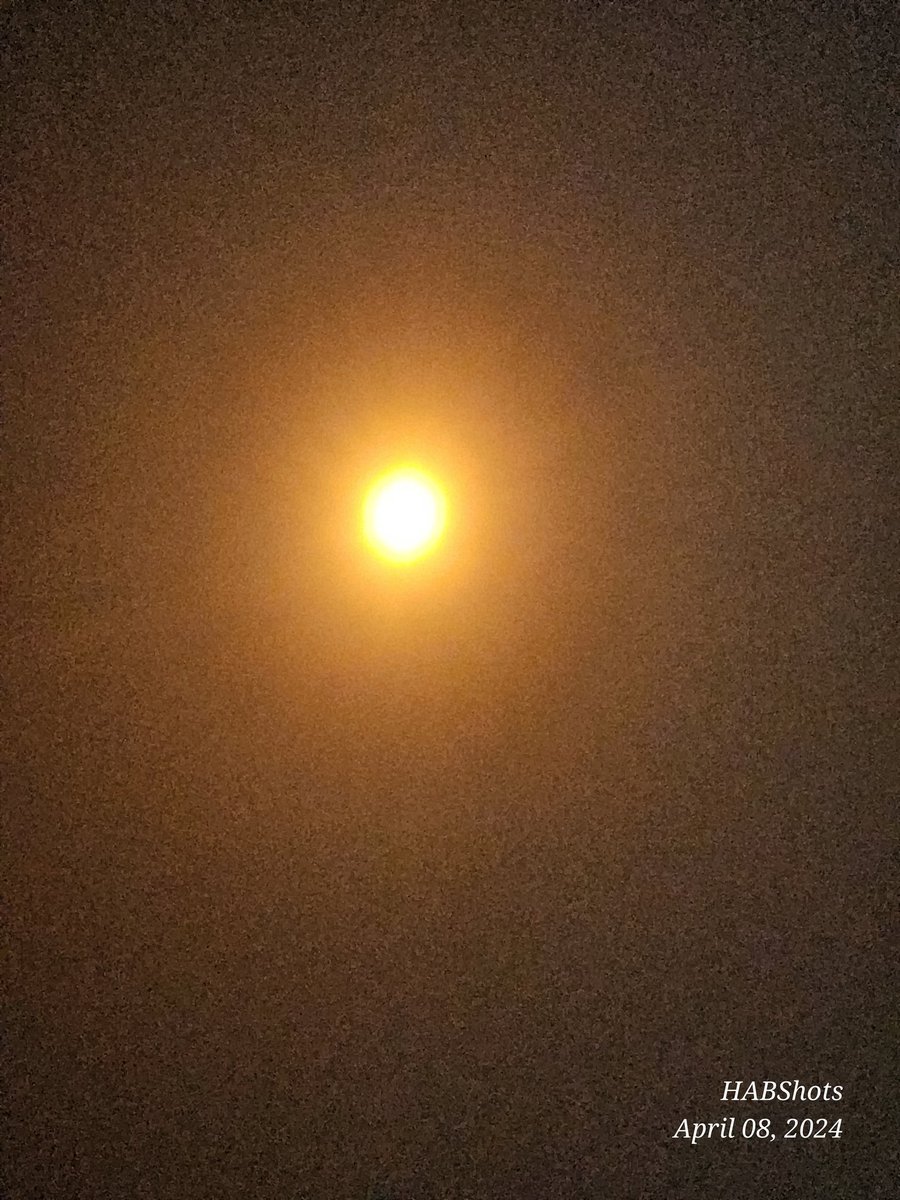 How my mobile captures the solor eclipse 😌 #SolarEclipse2024