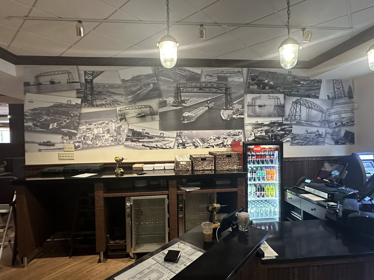 SotaSigns's tweet photo. Boring and empty wall space?? Add some spice! Wall murals are our favorite to put up. Tag people who need something like this done! https://t.co/3RFCj7GIvF