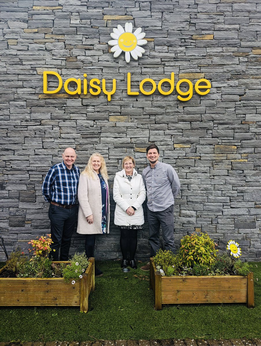 Great to host Imelda and Fiona from Charis Cancer Care today at Daisy 🌼 Lodge. Working with like minded charities, who are committed to
supporting families is such a unique and special feature across cancer services. #workingtogether #cancer #togetherthroughcancer
