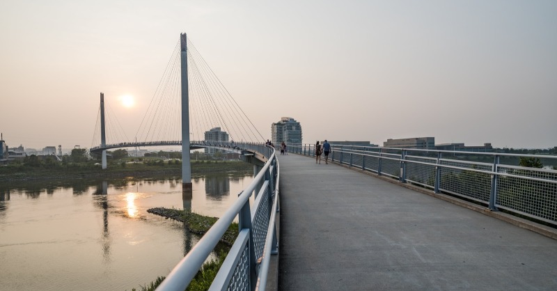 Happy #TriviaTuesday!

The Bob Kerrey Pedestrian Bridge connects Nebraska with a neighboring state. Do you know which state it is?