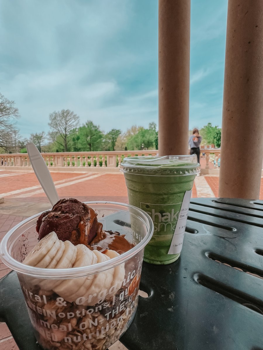 Sweeten up your day with Shake Smart in the Union! 💚 🍯 

#okstate #gopokes