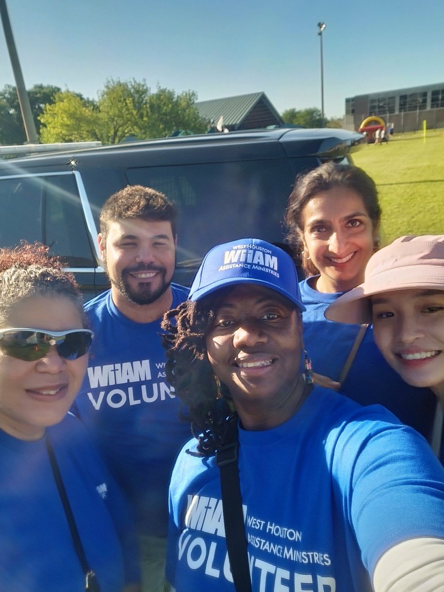 WHAMMinistries's tweet image. We are so proud of our team for their exceptional work during the 26th Westchase District Corporate Challenge. Your dedication and generosity have made a real difference. Thank you! 

#WHAM #CrowdRise #funraiser #westchasedistrict #fundraising #playingforacause #volunteer